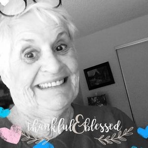 Meet your Posher, Amelia